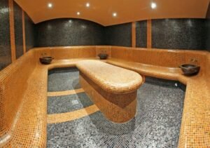 Hammam Spa: Exfoliation and Skin Renewal